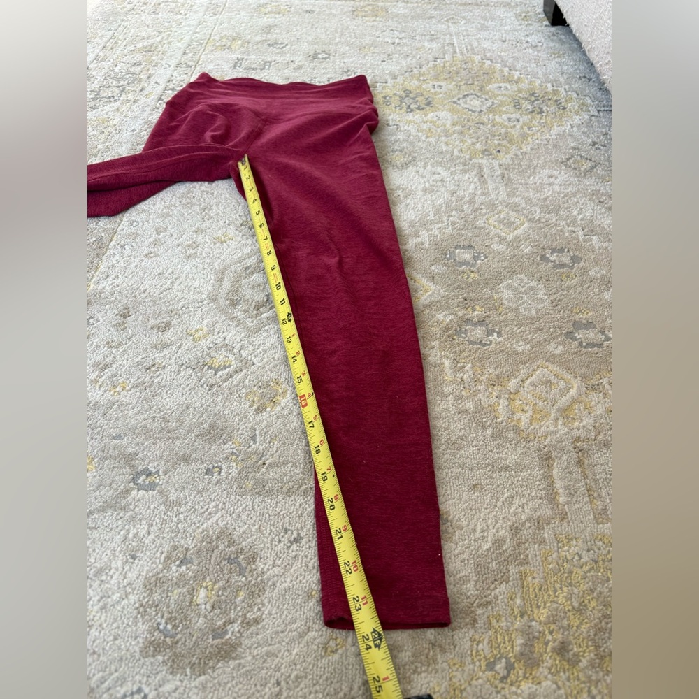 Beyond Yoga Spacedye High Waisted Midi Leggings in cranberry heather - Picture 9 of 9